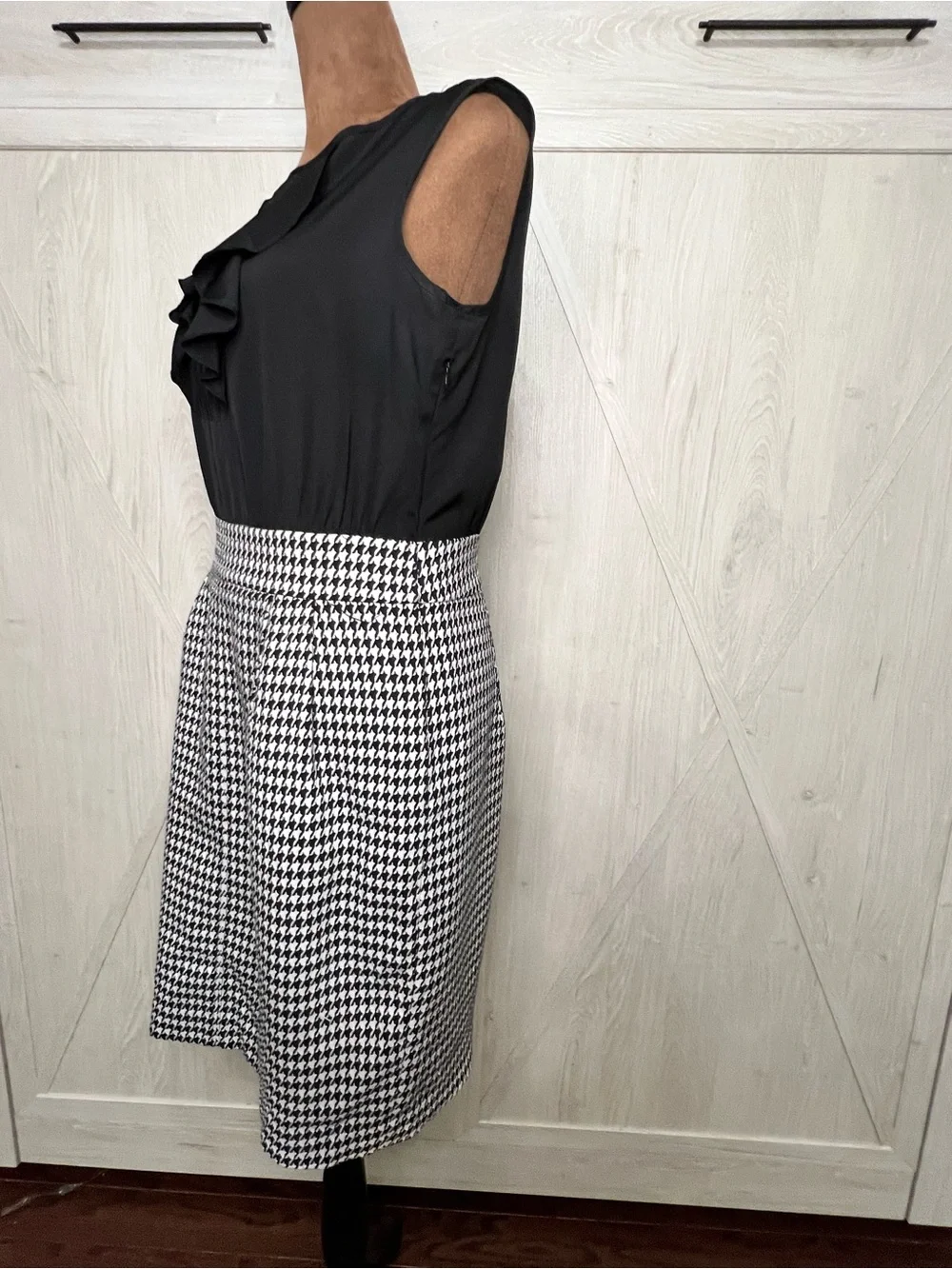 Classic Chic Houndstooth Ruffle Neck Mixed Media Sheath Dress